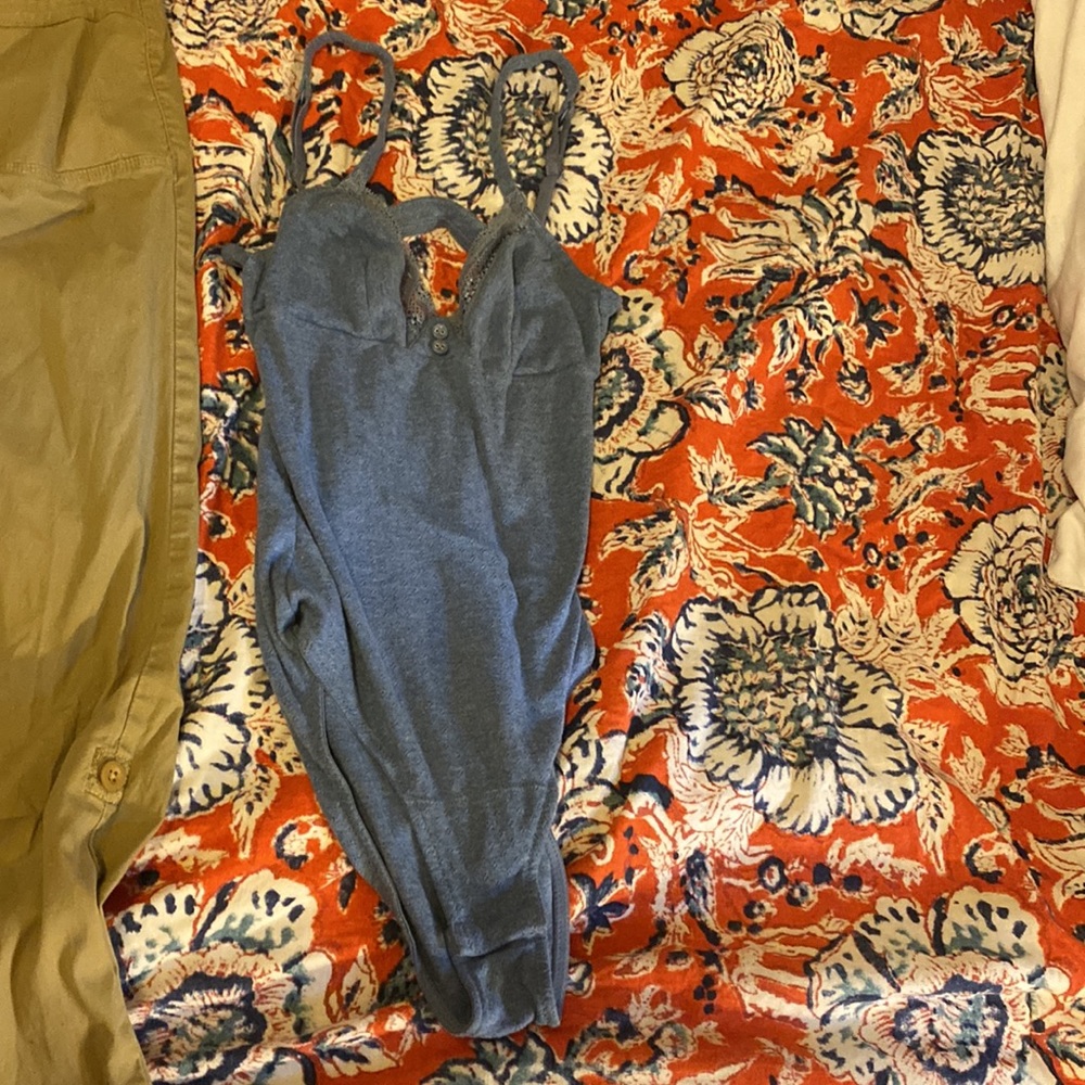 Outfit - Picture 3 of 4